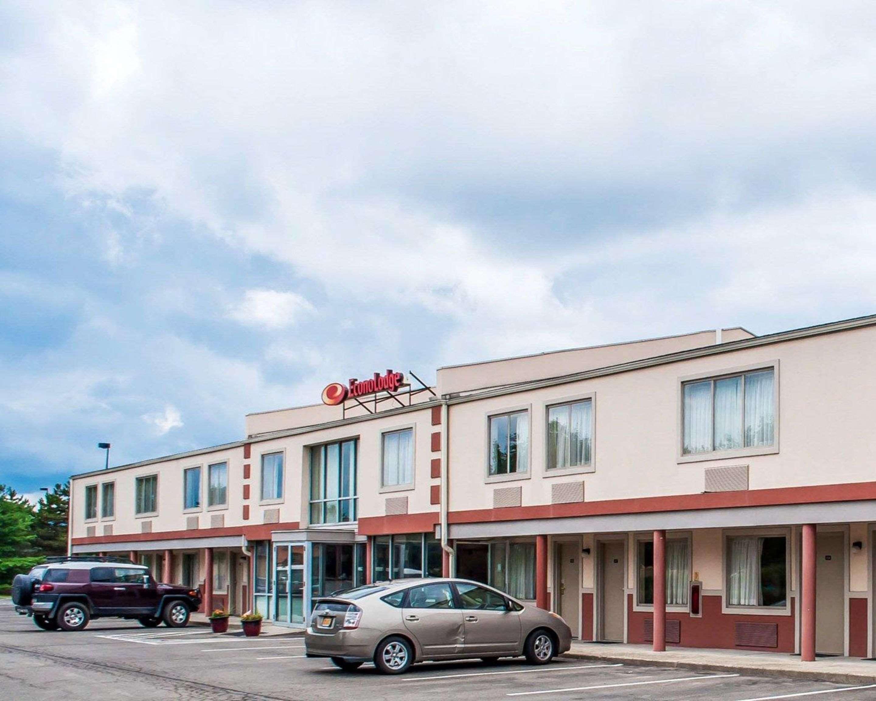 Econo Lodge Elmira-Corning Fisherville Exterior foto