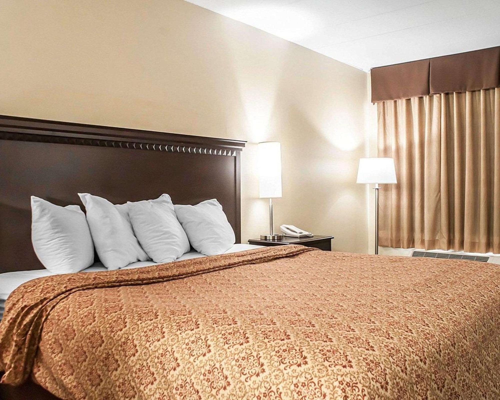 Econo Lodge Elmira-Corning Fisherville Exterior foto