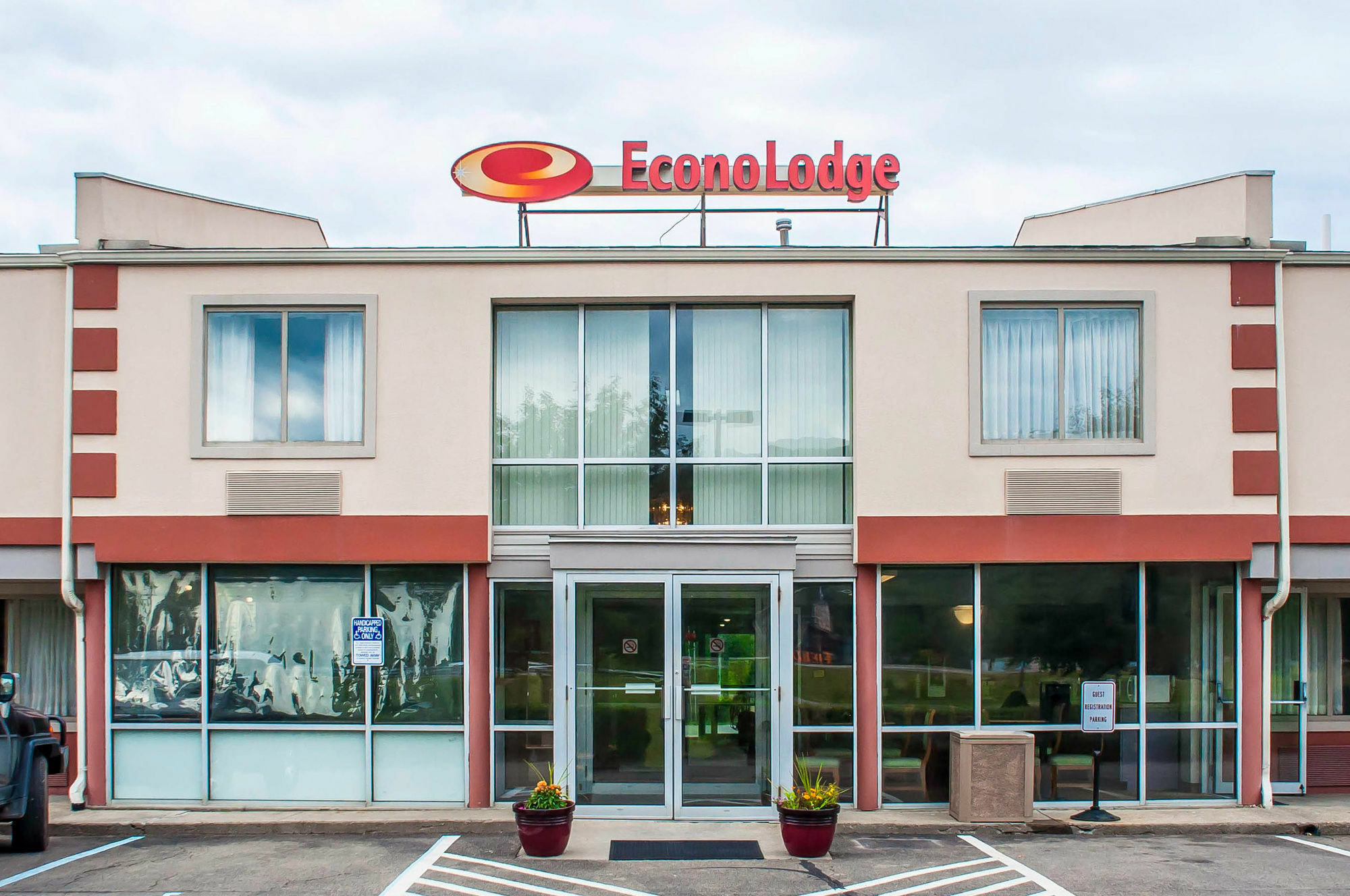 Econo Lodge Elmira-Corning Fisherville Exterior foto